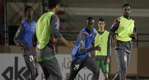 بالصور.. جوران يناور قبل مواجهة الاتحاد ورئيس الجمهور يحتفل باللاعبين